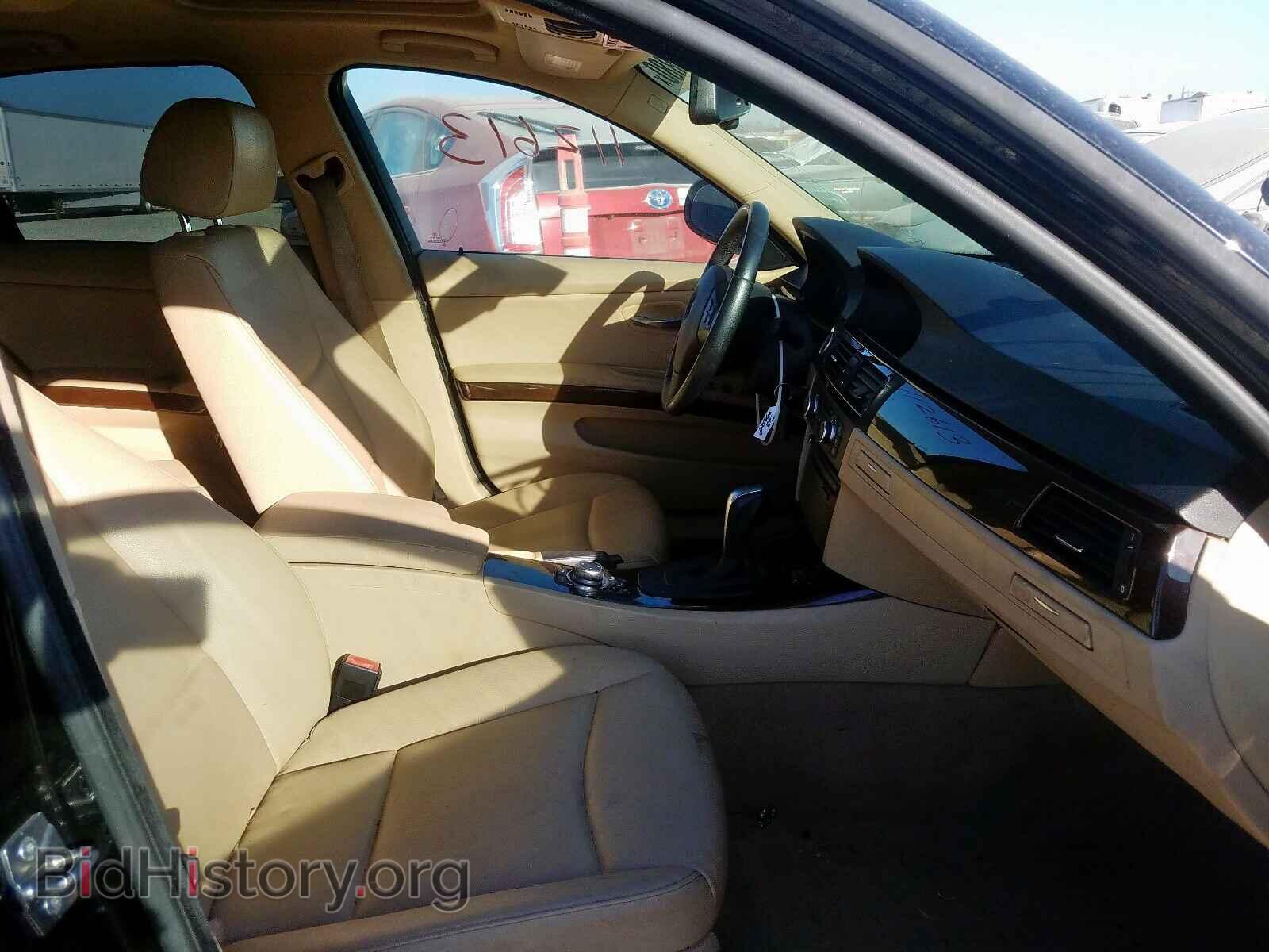 2009 BMW 3 SERIES - VIN: WBAPH53549A438097 - Фото 5