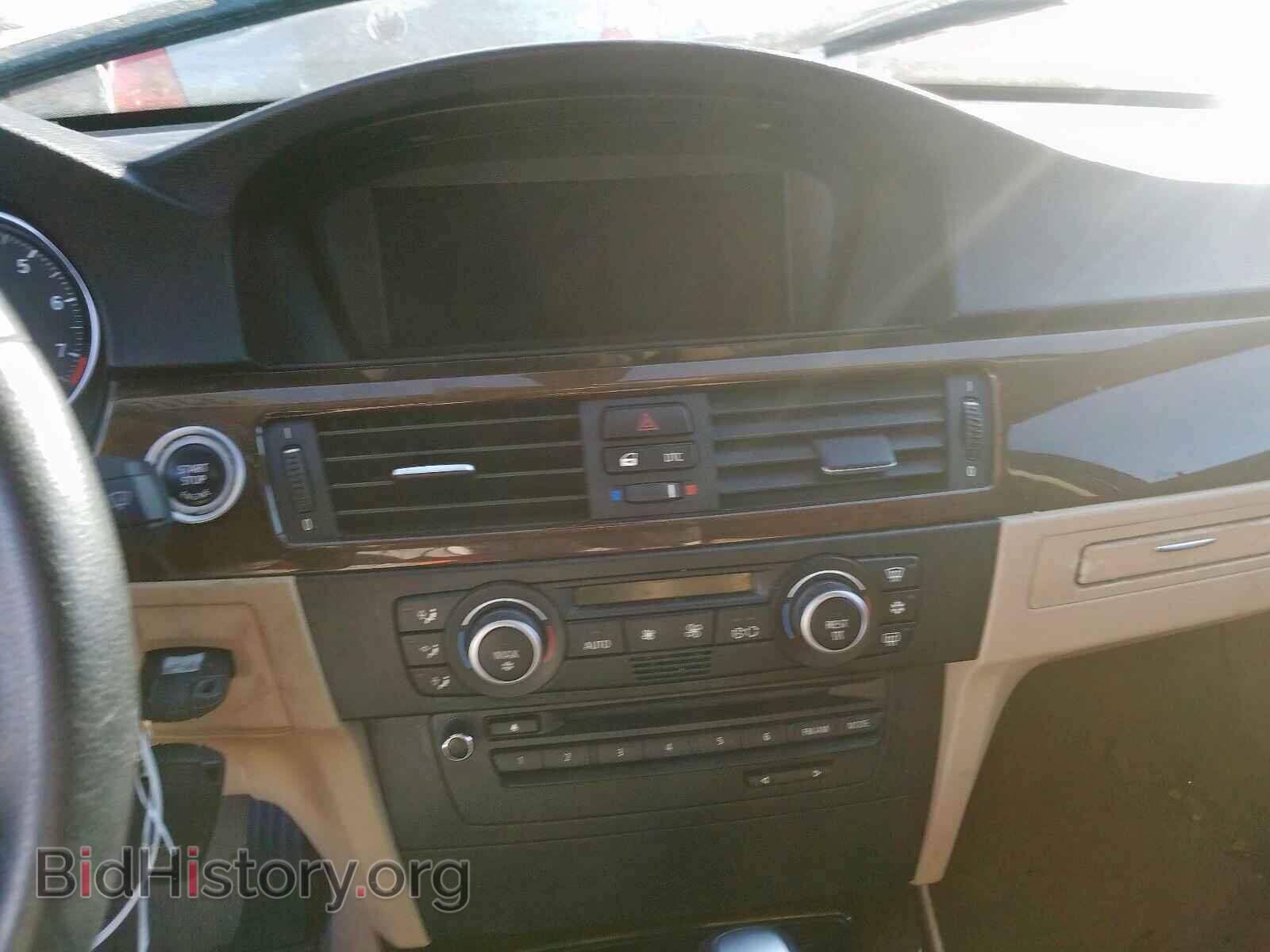2009 BMW 3 SERIES - VIN: WBAPH53549A438097 - Фото 9