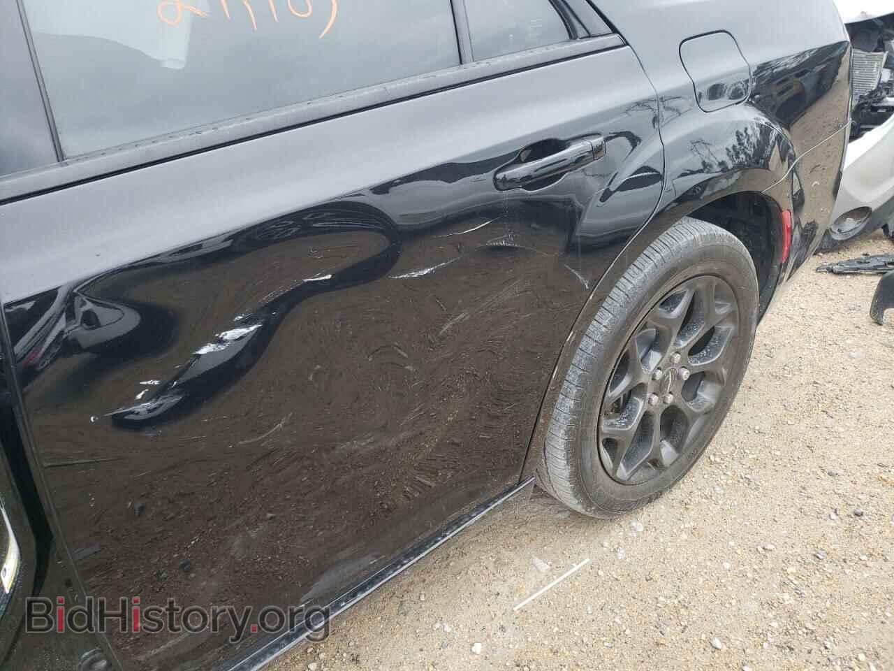 2019 CHRYSLER 300 - VIN: 2C3CCARG2KH501243 - Фото 10