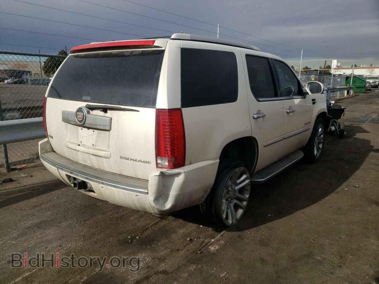 2011 CADILLAC ESCALADE - VIN: 1GYS4BEF8BR102631 - Фото 4