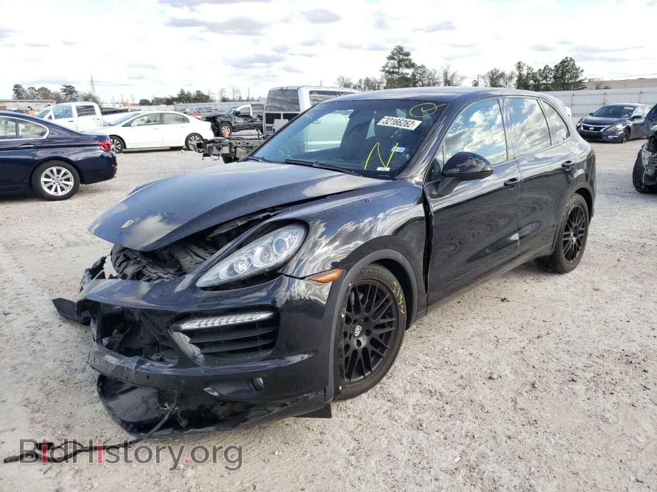 2011 PORSCHE CAYENNE - VIN: WP1AC2A2XBLA86148 - Photo 2