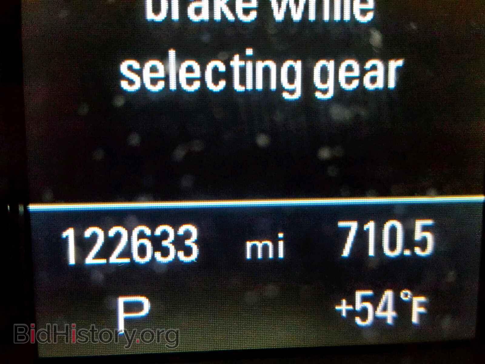 2011 AUDI Q5 - VIN: WA1LFAFP6BA070065 - Фото 8