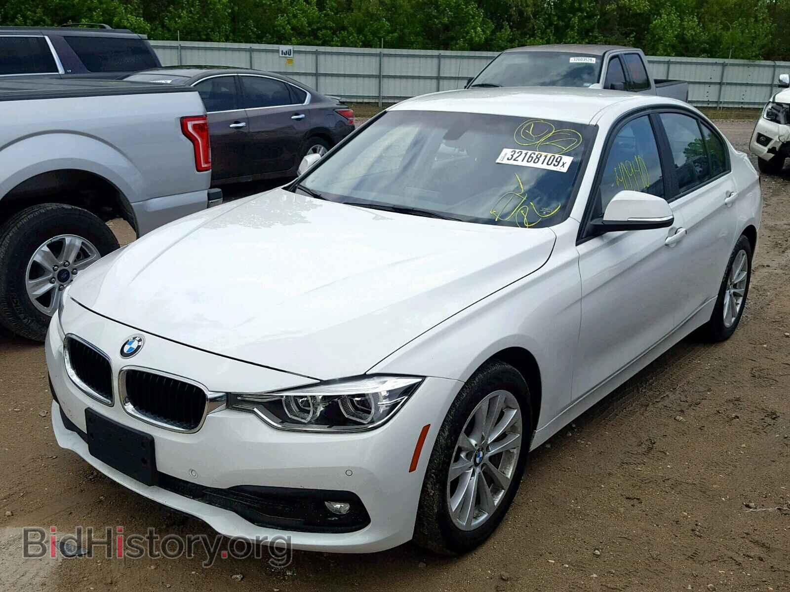 2016 BMW 3 SERIES - VIN: WBA8E1G55GNU10671 - Фото 2