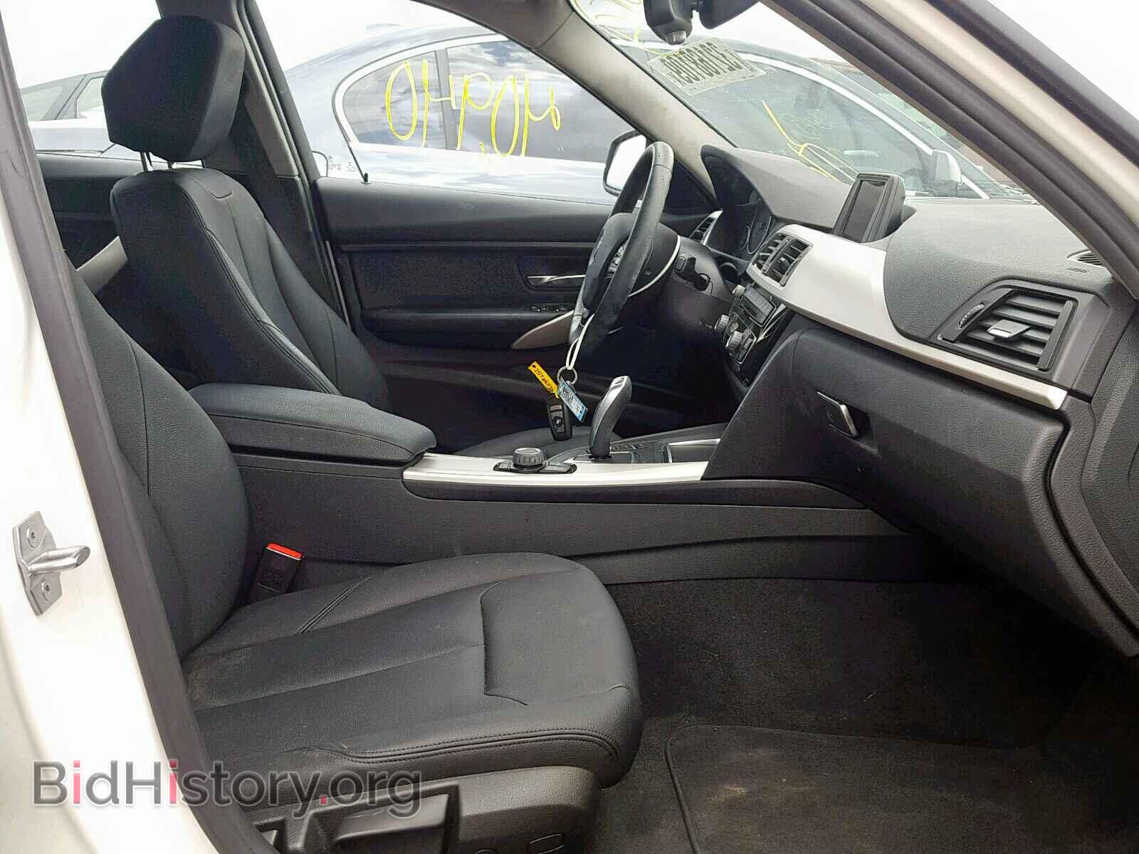 2016 BMW 3 SERIES - VIN: WBA8E1G55GNU10671 - Фото 5