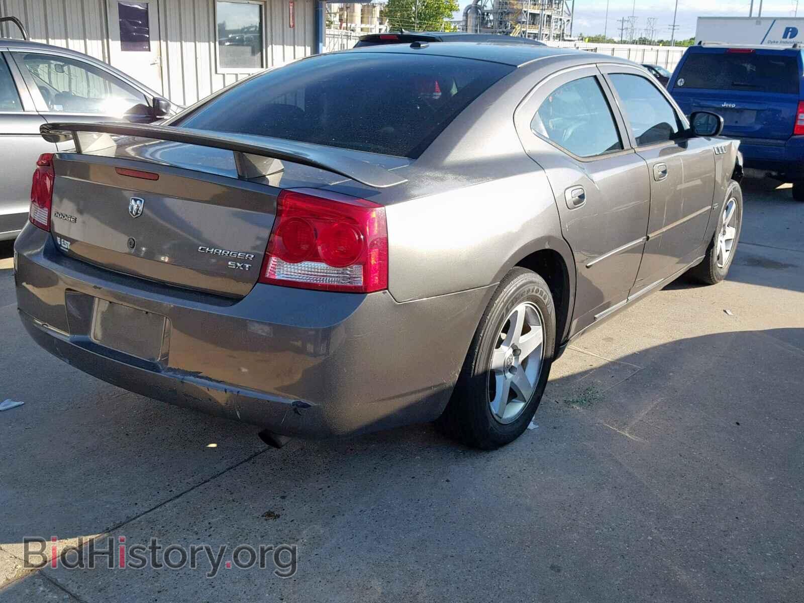 2010 DODGE CHARGER - VIN: 2B3CA3CV1AH251871 - Фото 4
