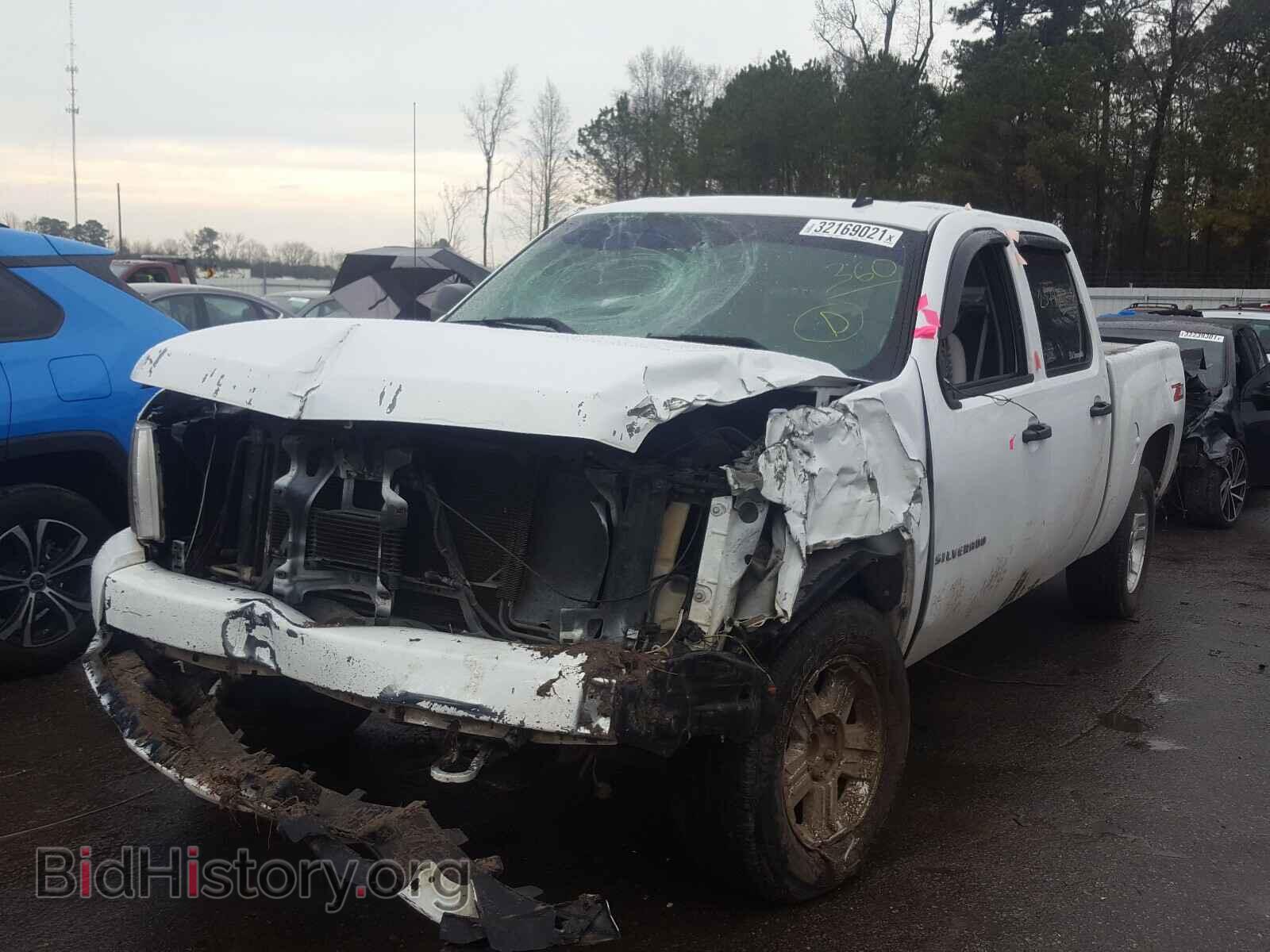 2007 CHEVROLET SILVERADO - VIN: 2GCEC13CX71603075 - Фото 2