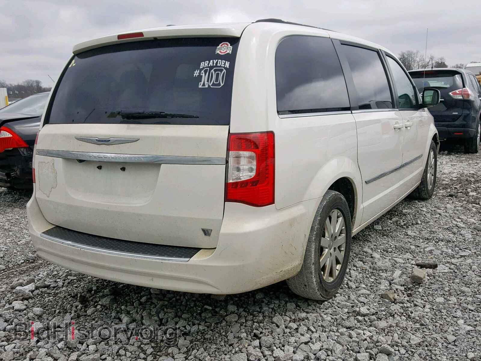 2013 CHRYSLER TOWN & COU - VIN: 2C4RC1BG5DR559098 - Фото 4