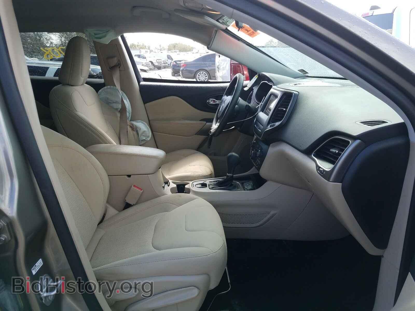 2019 JEEP CHEROKEE - VIN: 1C4PJLCB9KD348658 - Фото 5