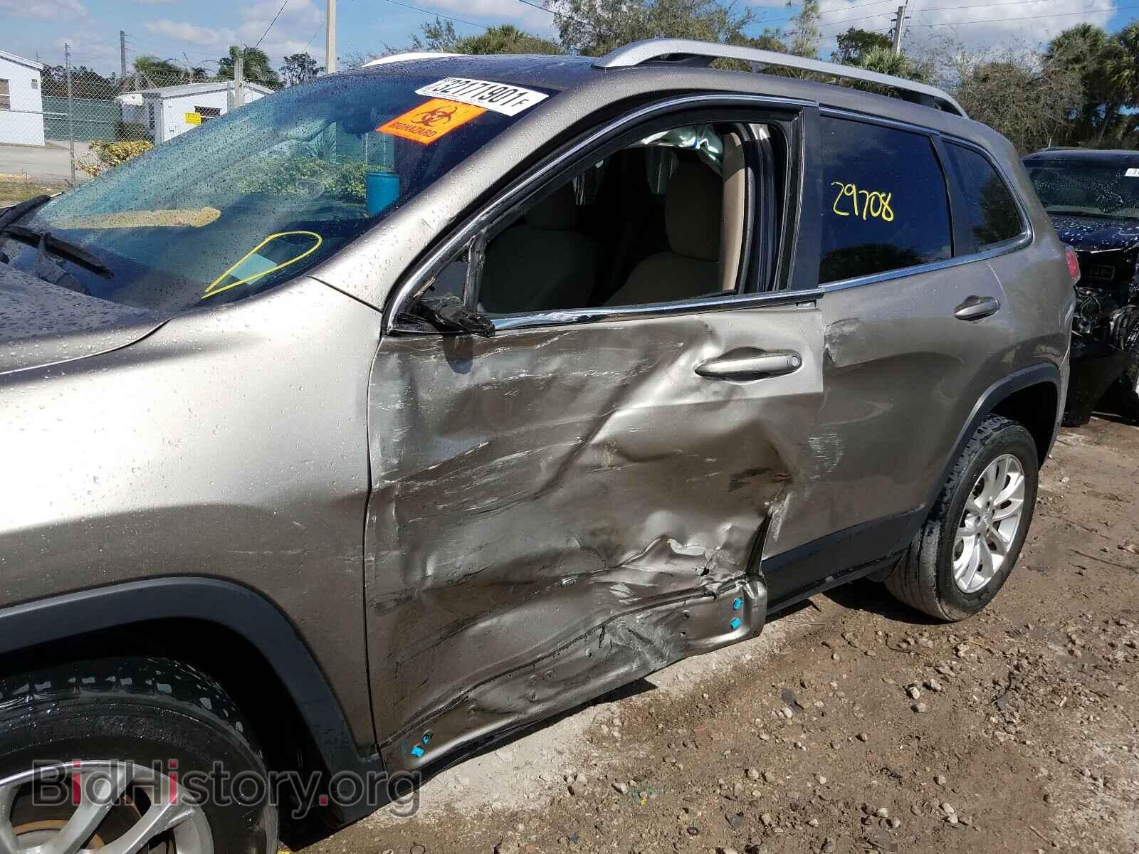 2019 JEEP CHEROKEE - VIN: 1C4PJLCB9KD348658 - Фото 9
