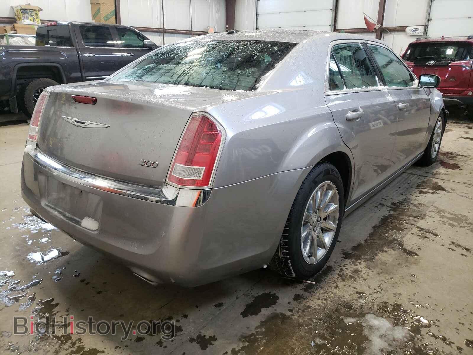 2014 CHRYSLER 300 - VIN: 2C3CCAAGXEH262928 - Фото 4