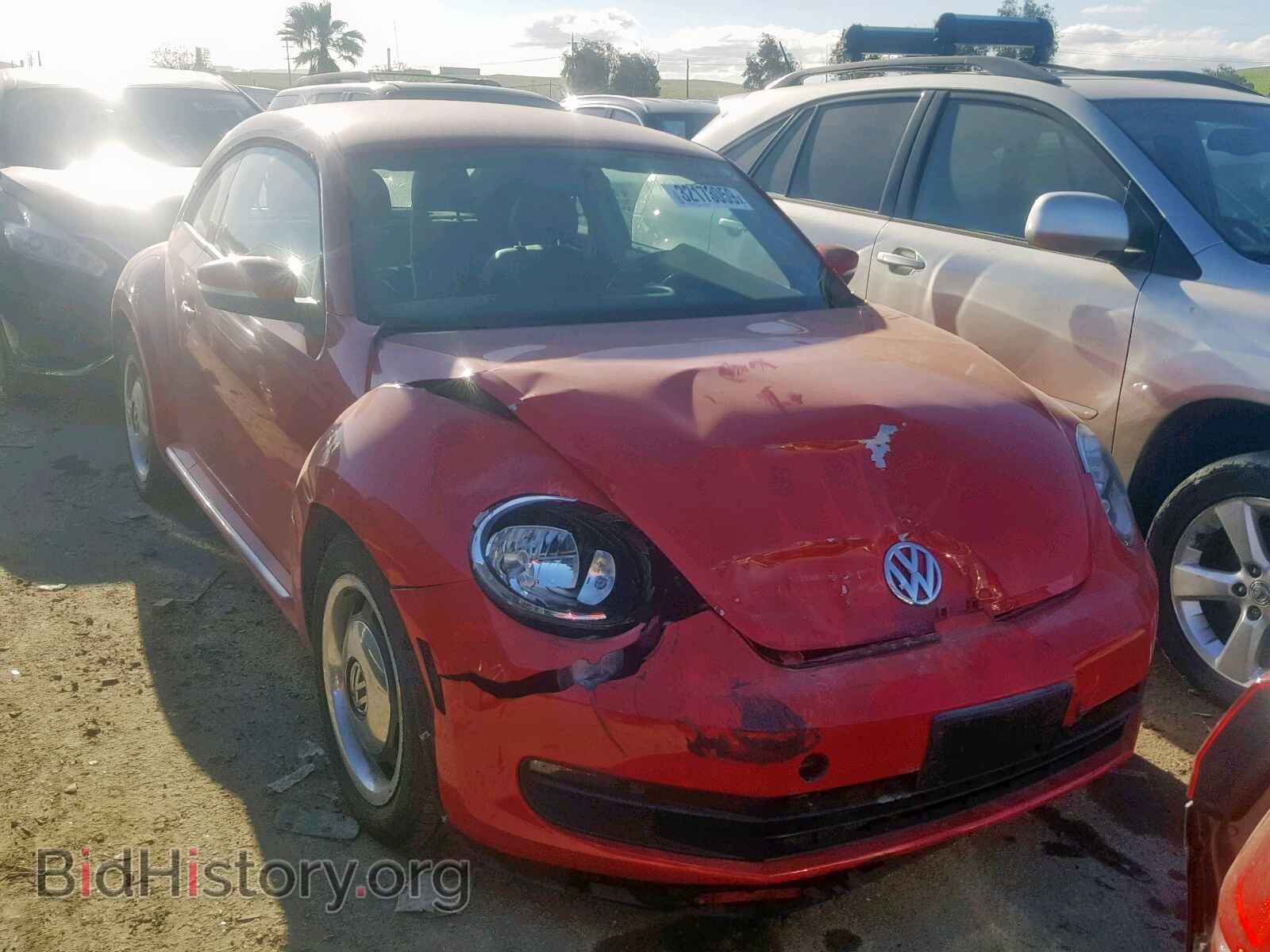 Photo 3VWJP7AT5CM617006 - VOLKSWAGEN BEETLE 2012