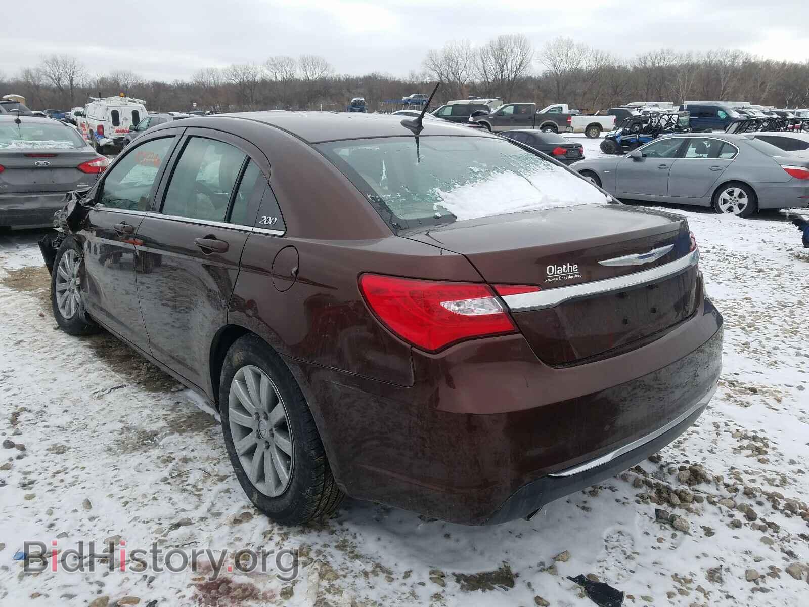 2013 CHRYSLER 200 - VIN: 1C3CCBAG8DN736967 - Photo 3