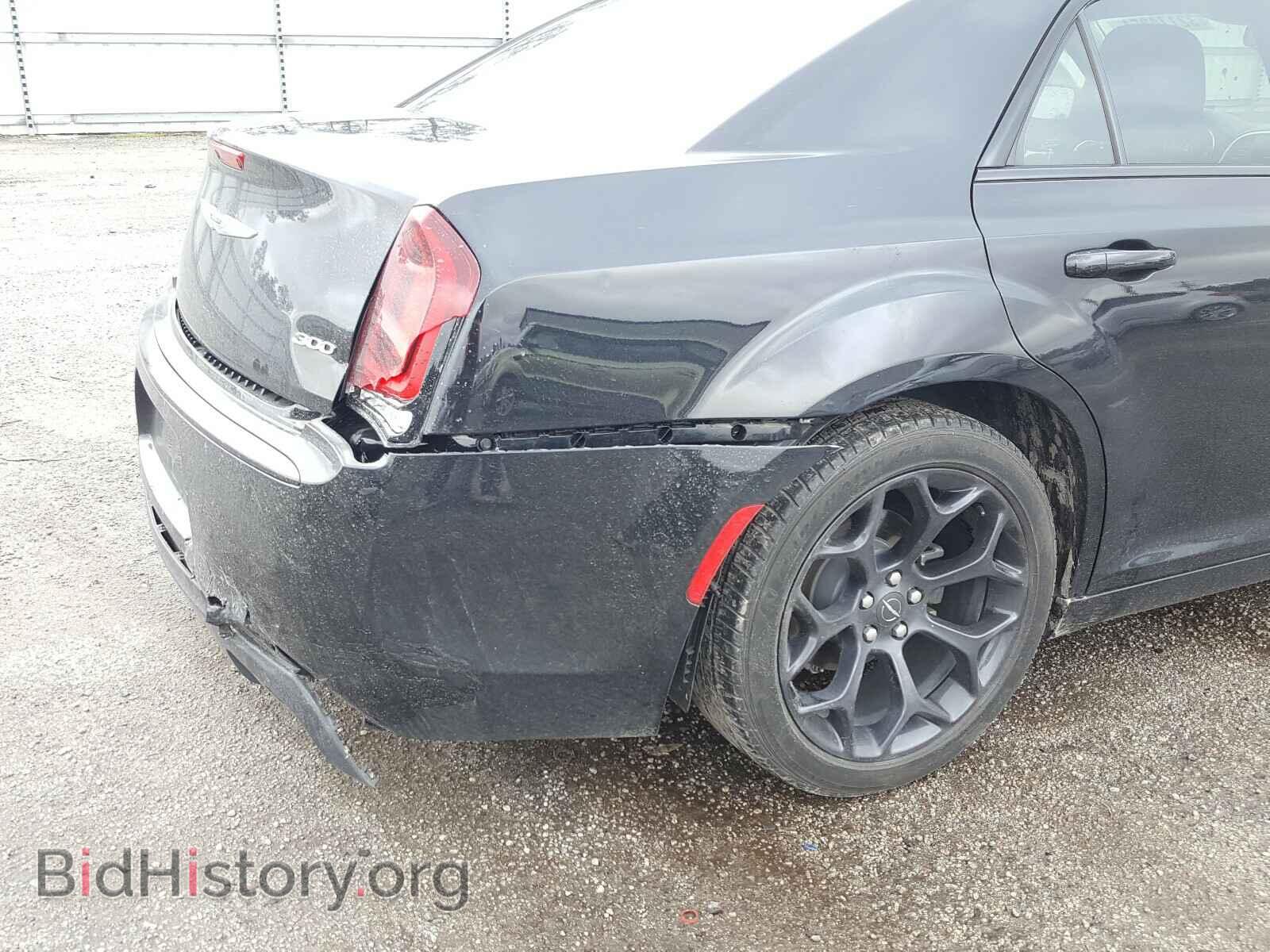 2019 CHRYSLER 300 - VIN: 2C3CCAAG9KH683065 - Фото 9