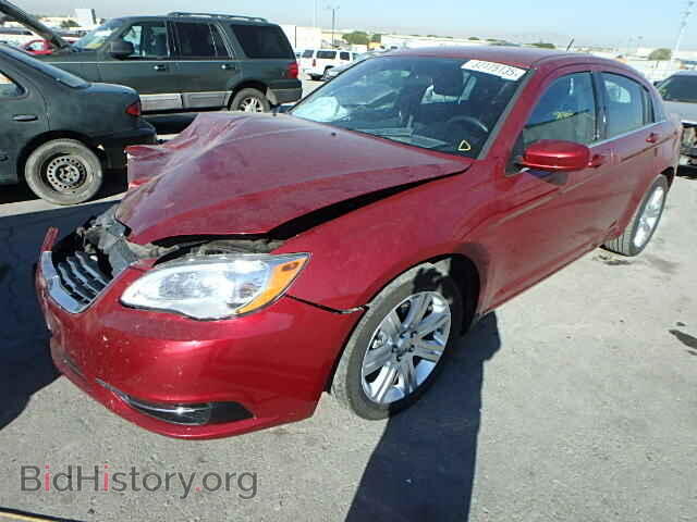 2013 CHRYSLER 200 - VIN: 1C3CCBAB3DN670591 - Фото 2