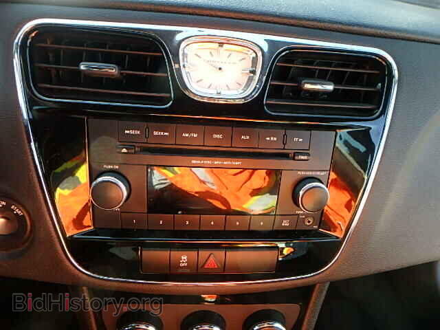 2013 CHRYSLER 200 - VIN: 1C3CCBAB3DN670591 - Фото 10