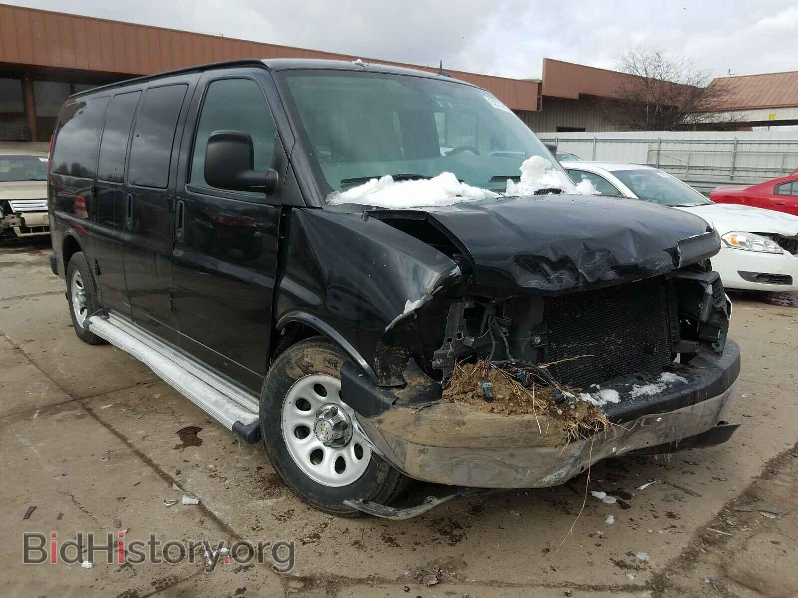 Photo 1GNSGCF40B1141459 - CHEVROLET EXPRESS 2011