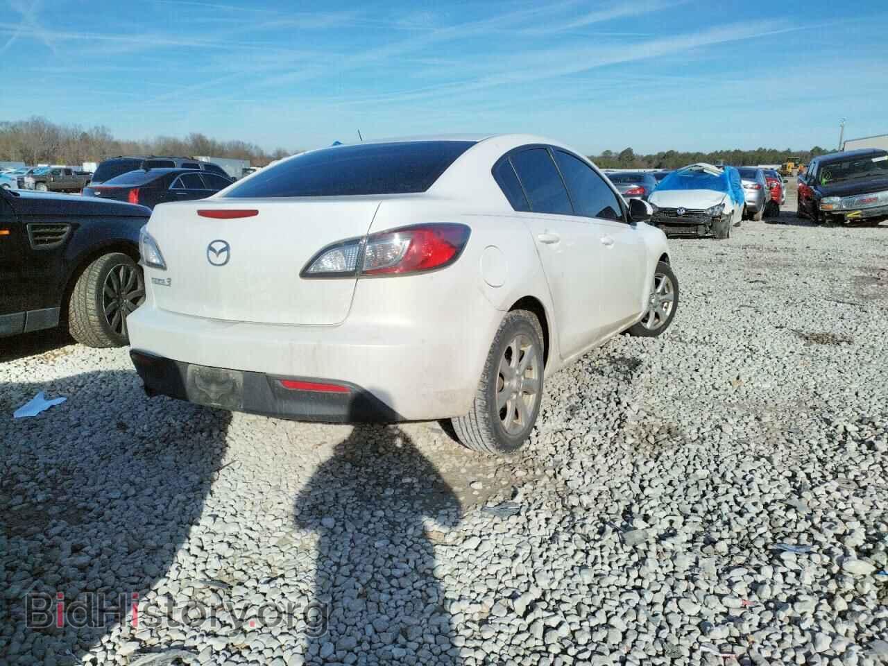 2011 MAZDA 3 - VIN: JM1BL1VF0B1386208 - Фото 4