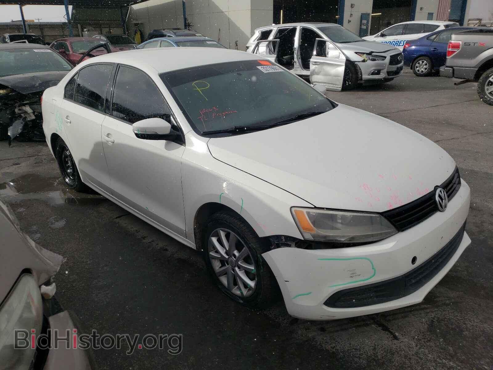 Фотография 3VWDX7AJ5BM330341 - VOLKSWAGEN JETTA 2011