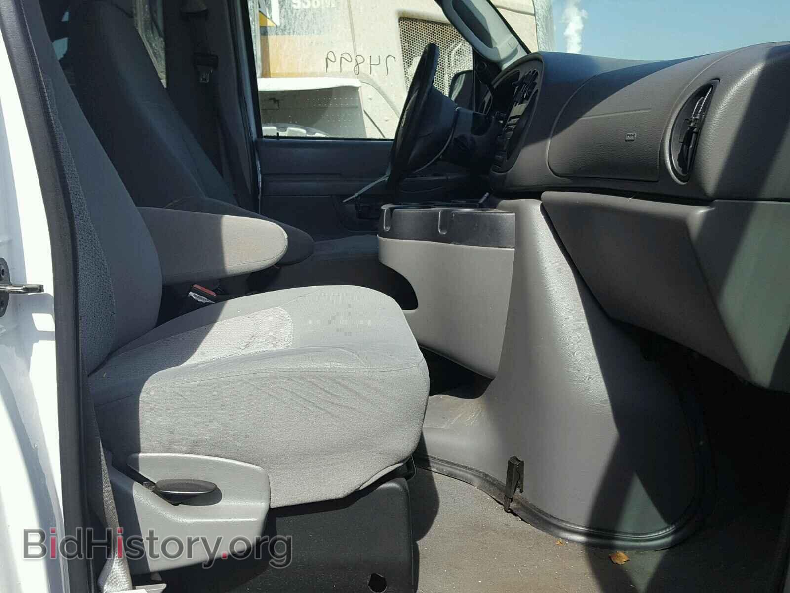 2006 FORD ECONOLINE - VIN: 1FBSS31L56DA27908 - Фото 5