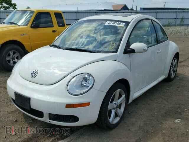 2008 VOLKSWAGEN BEETLE - VIN: 3VWFW31C68M510507 - Фото 2