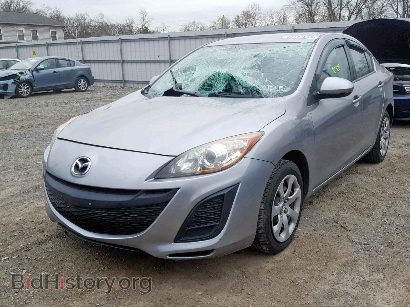 2011 MAZDA 3 - VIN: JM1BL1UG2B1498423 - Фото 2