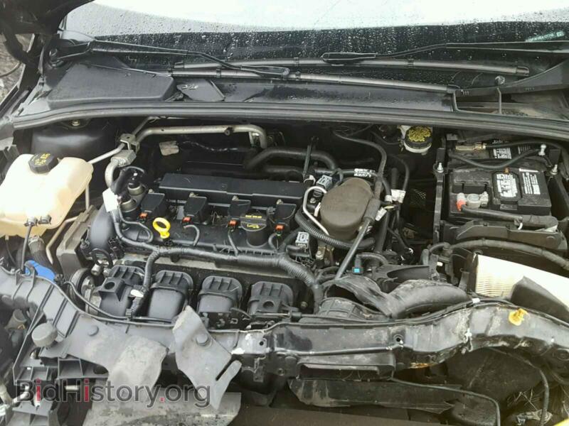 2014 Ford FOCUS (VIN 1FADP3E28EL127745) — фото 7 из 10