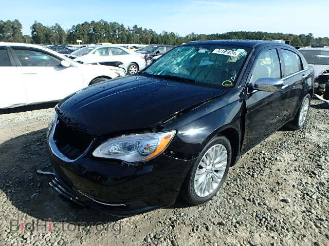 2011 CHRYSLER 200 - VIN: 1C3BC2FG0BN551409 - Фото 2