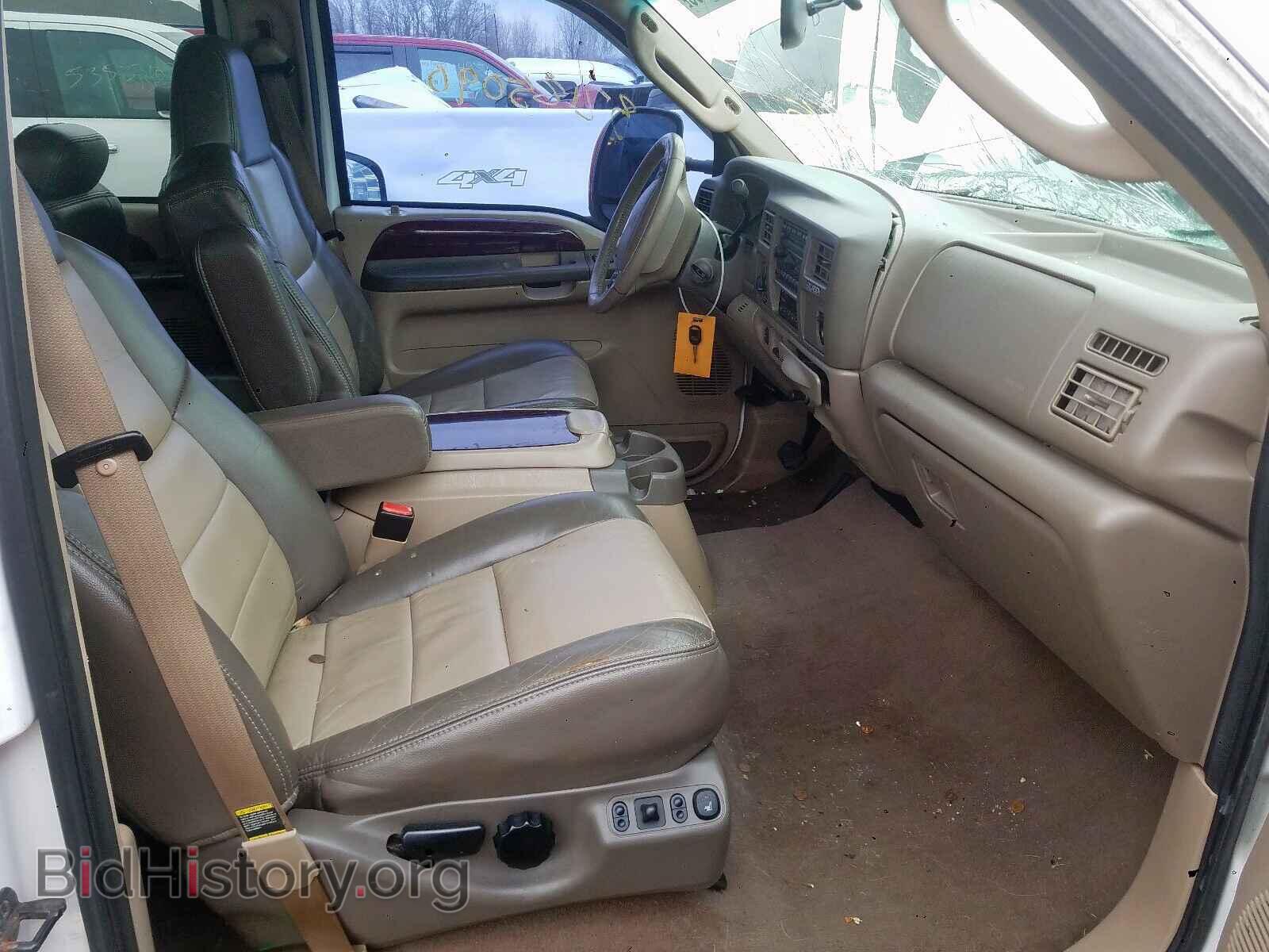 2004 FORD EXCURSION - VIN: 1FMSU45P84ED33576 - Photo 5