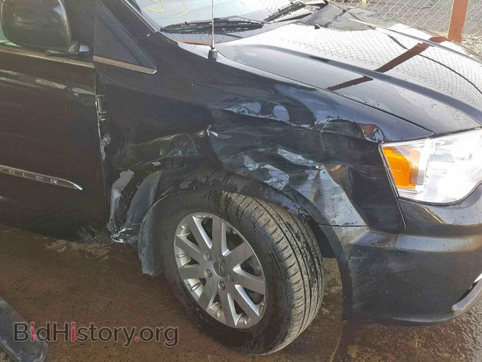 2013 CHRYSLER TOWN & COU - VIN: 2C4RC1BG7DR793422 - Фото 9