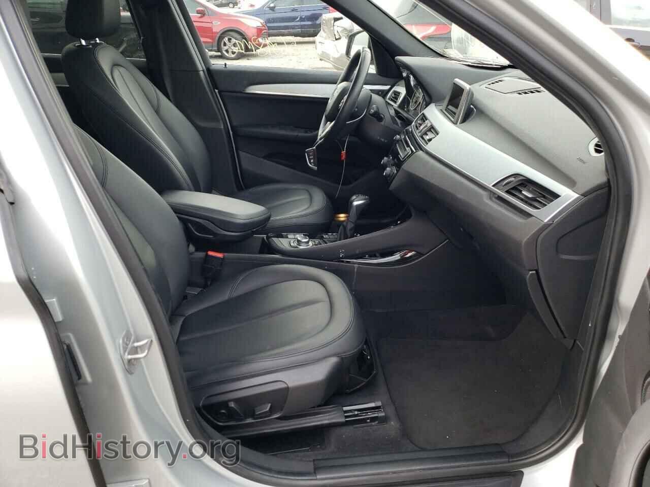 2016 BMW X1 - VIN: WBXHT3C30G5E48906 - Фото 5