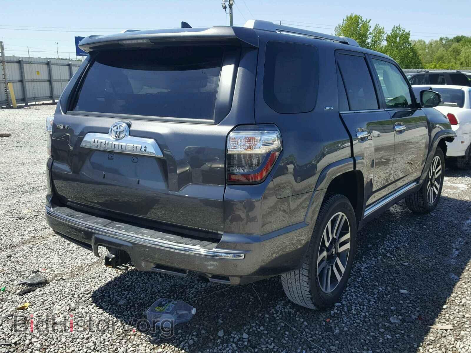 2017 TOYOTA 4RUNNER SR - VIN: JTEBU5JR9H5422706 - Фото 4