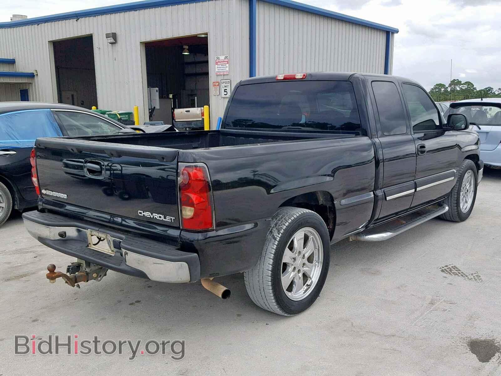 2005 CHEVROLET SILVERADO - VIN: 2GCEC19T951185564 - Фото 4