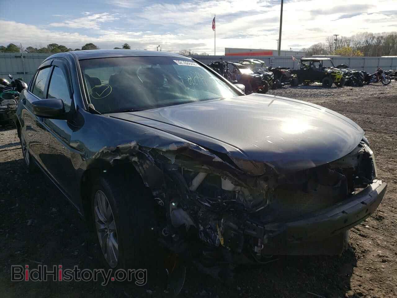 Photo 1HGCP2F75BA137541 - HONDA ACCORD 2011