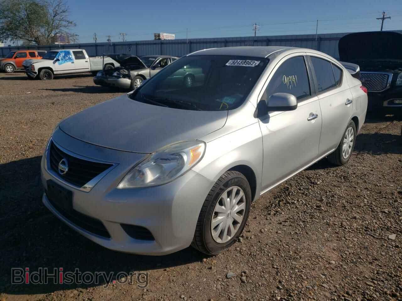 2013 NISSAN VERSA - VIN: 3N1CN7AP9DL894286 - Фото 2