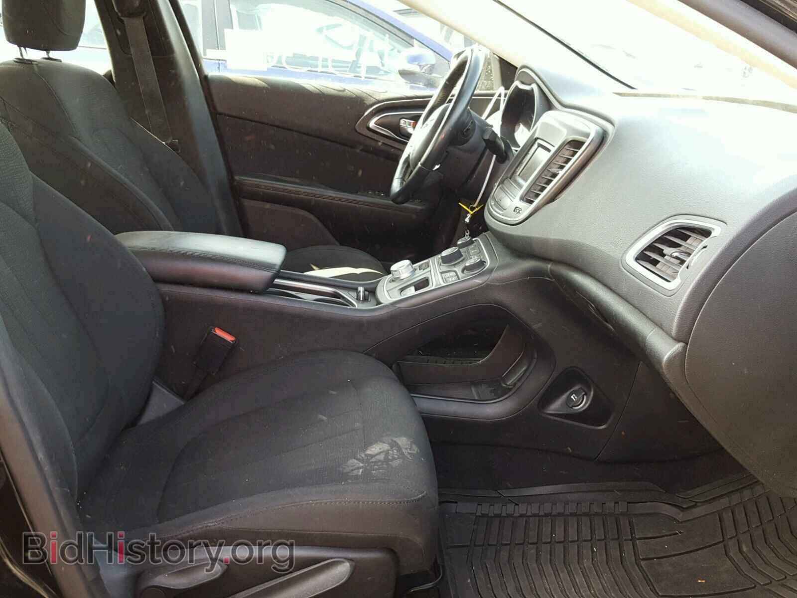 2016 CHRYSLER 200 - VIN: 1C3CCCABXGN164282 - Photo 5