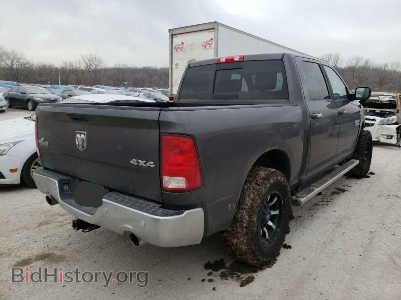 2017 RAM 1500 - VIN: 3C6RR7LT5HG633328 - Фото 4