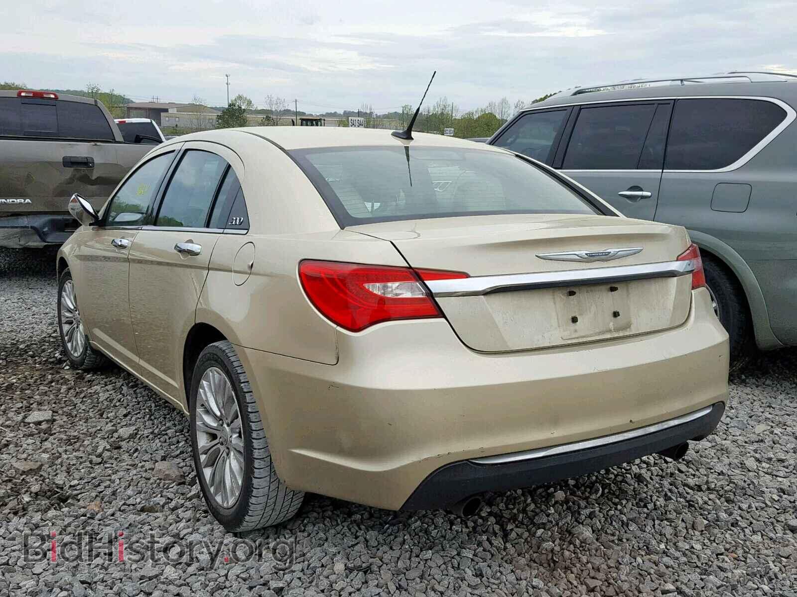 2011 CHRYSLER 200 - VIN: 1C3BC2FG4BN505209 - Фото 3