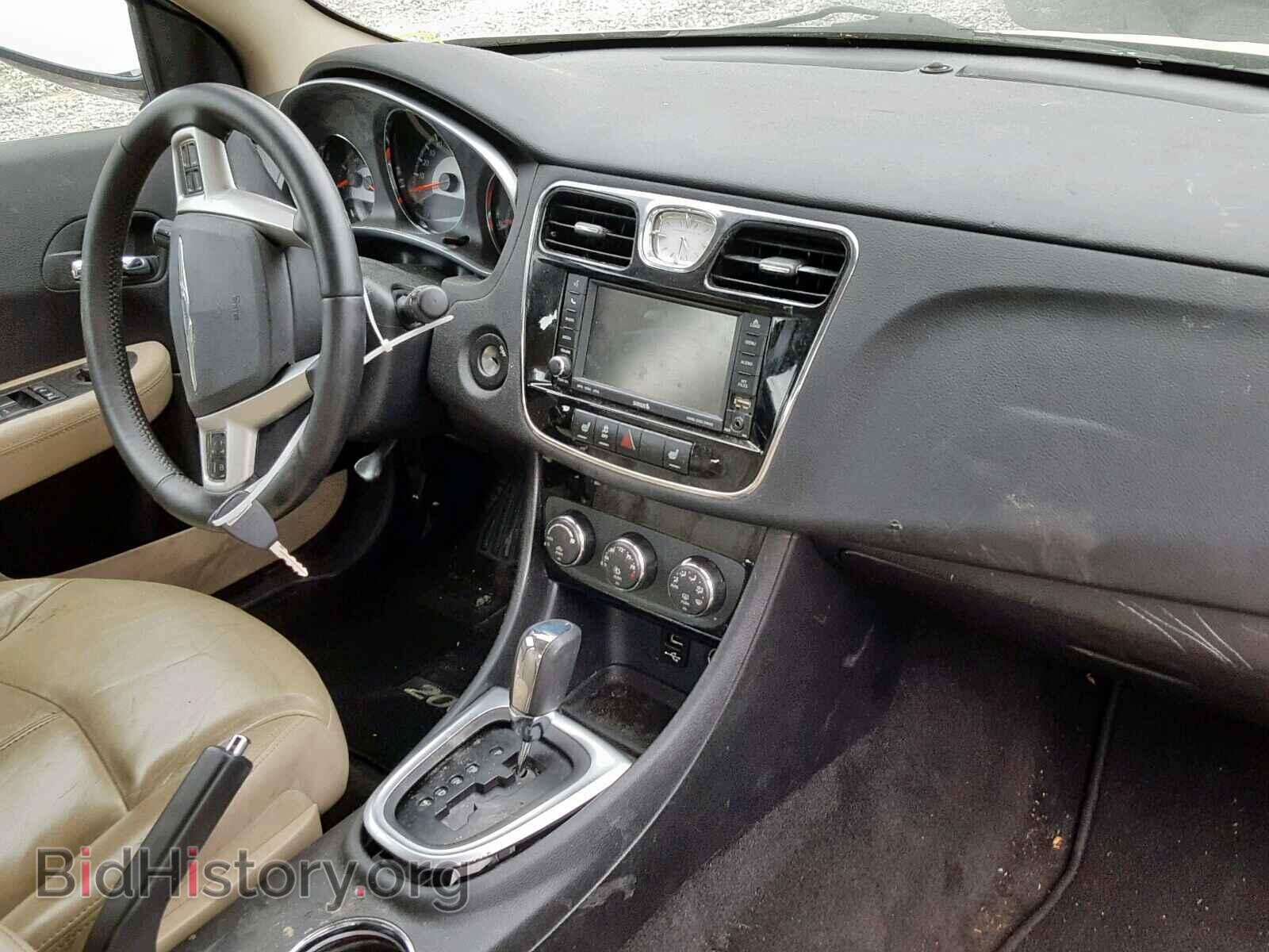 2011 CHRYSLER 200 - VIN: 1C3BC2FG4BN505209 - Фото 9