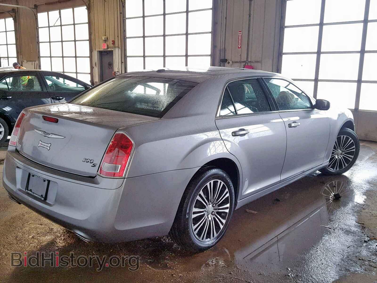 2014 CHRYSLER 300 - VIN: 2C3CCAGGXEH179720 - Фото 4