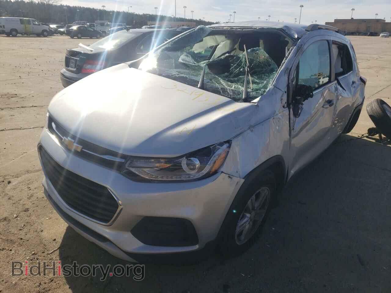 2017 CHEVROLET TRAX - VIN: 3GNCJLSB4HL285043 - Фото 2