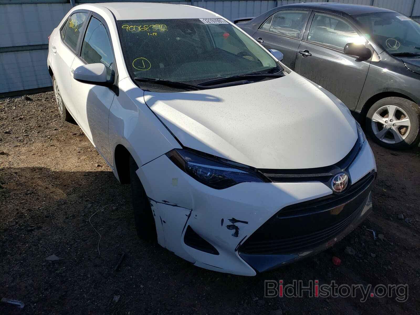 Photo 5YFBURHE7KP922646 - TOYOTA COROLLA 2019