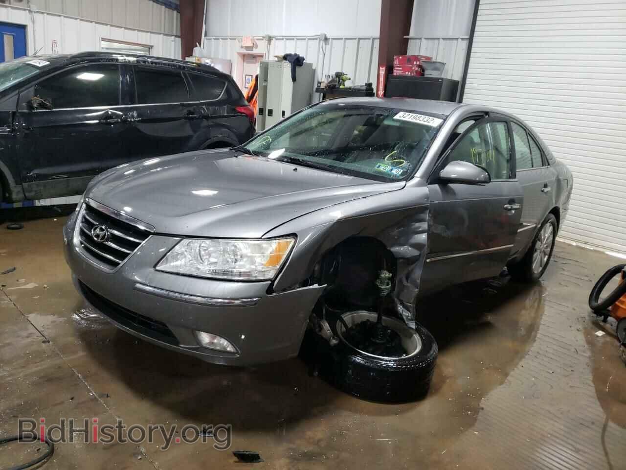 2009 HYUNDAI SONATA - VIN: 5NPEU46C19H570530 - Фото 2
