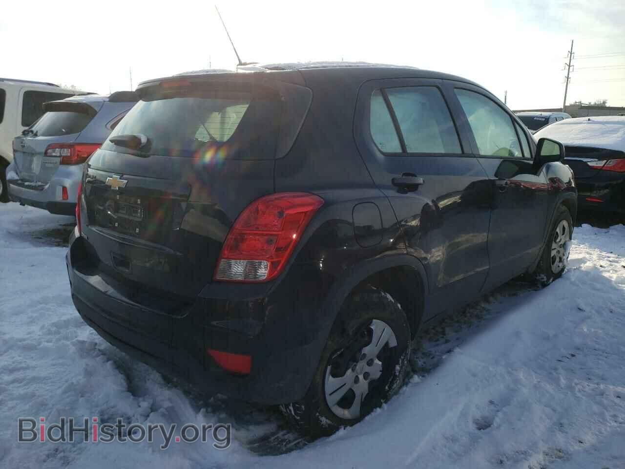 2017 CHEVROLET TRAX - VIN: 3GNCJKSB5HL282307 - Фото 4