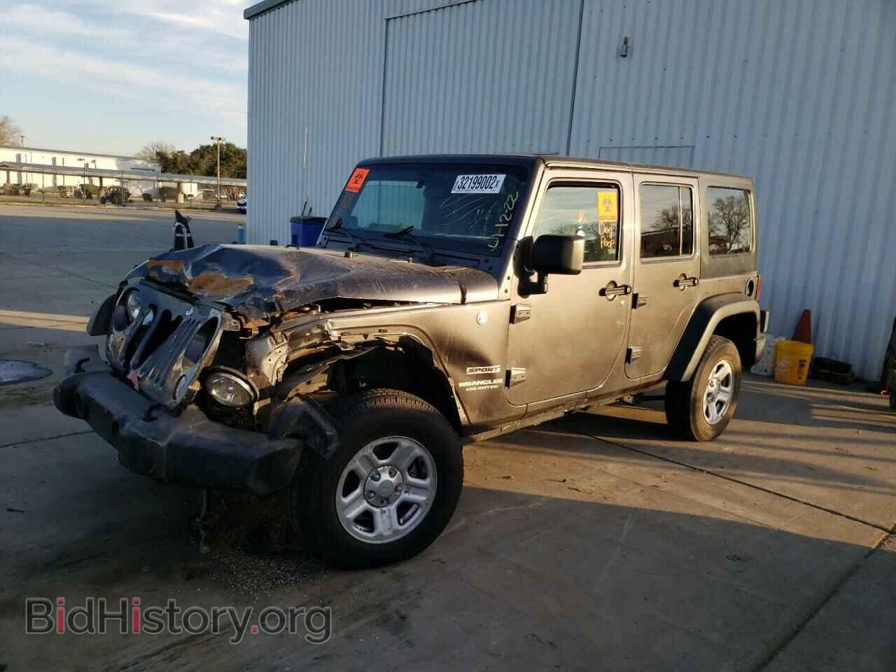 2016 JEEP WRANGLER - VIN: 1C4BJWDG4GL301573 - Фото 2