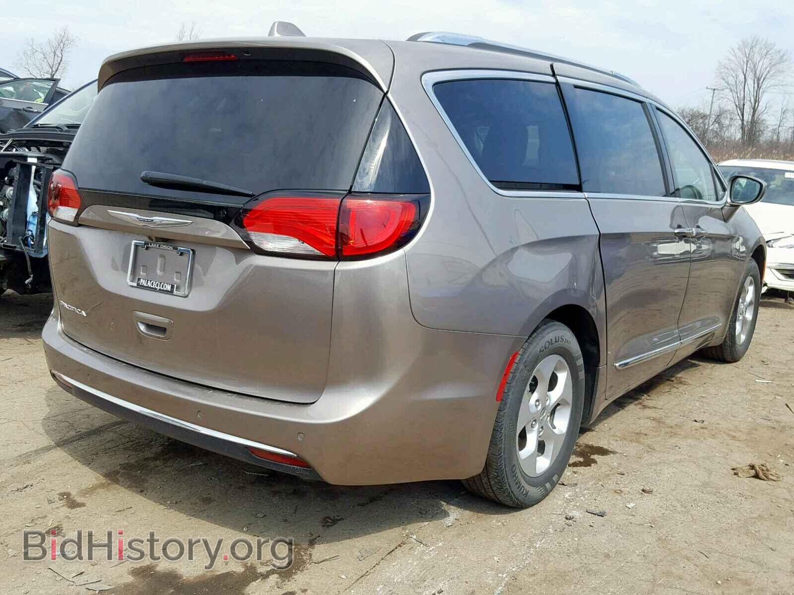 2017 CHRYSLER PACIFICA T - VIN: 2C4RC1EG3HR570540 - Photo 4