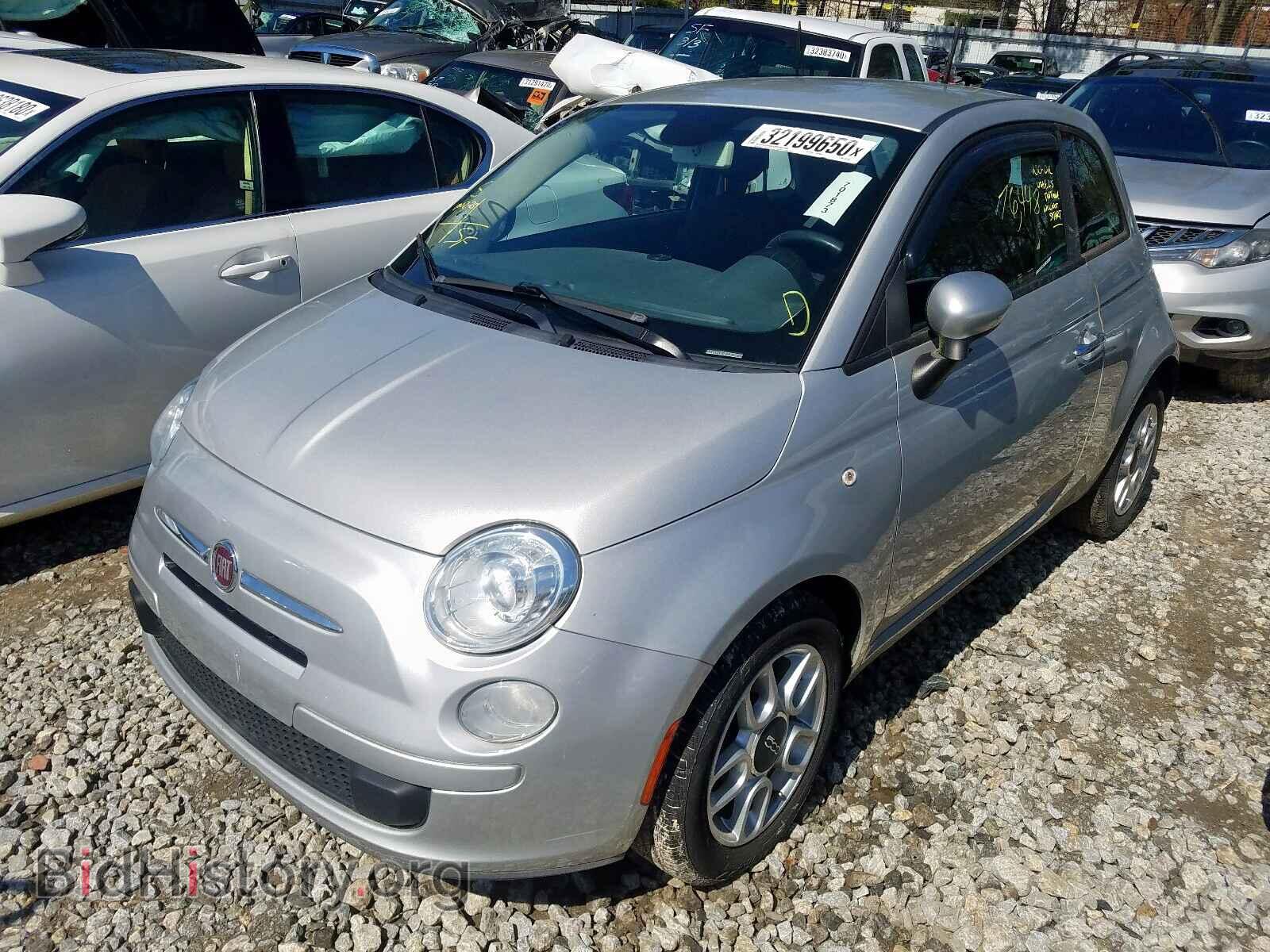 2013 FIAT 500 - VIN: 3C3CFFAR8DT635766 - Фото 2