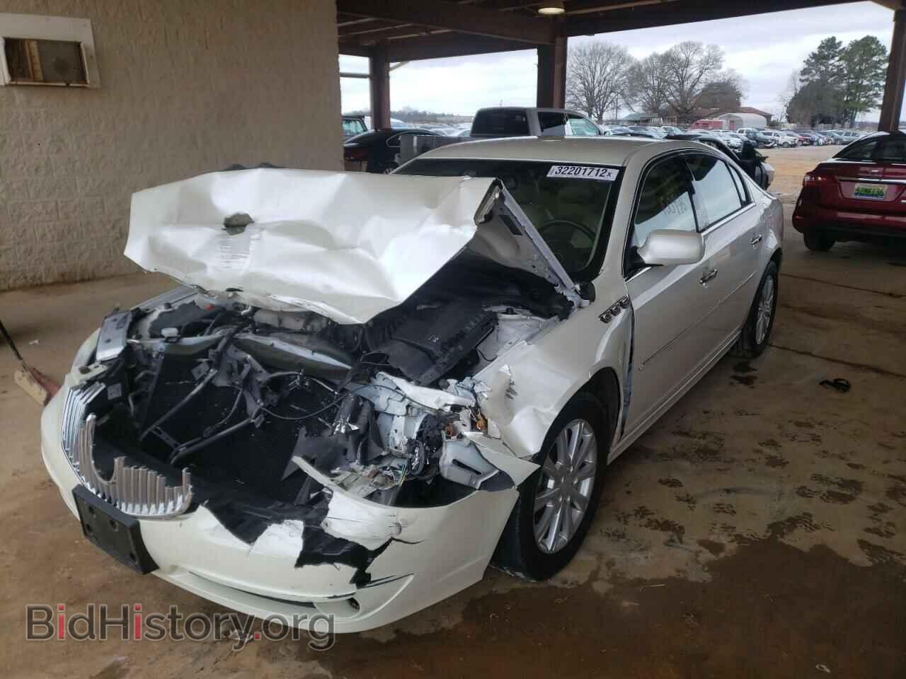 2011 BUICK LUCERNE - VIN: 1G4HC5EM9BU130157 - Photo 2