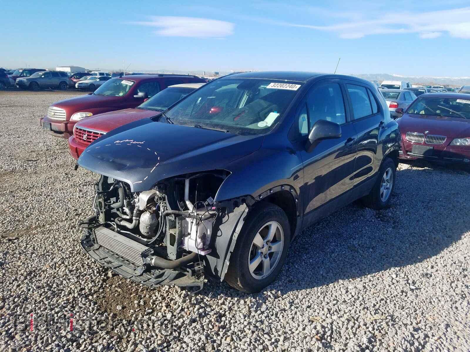 2016 CHEVROLET TRAX - VIN: 3GNCJNSB0GL225724 - Фото 2