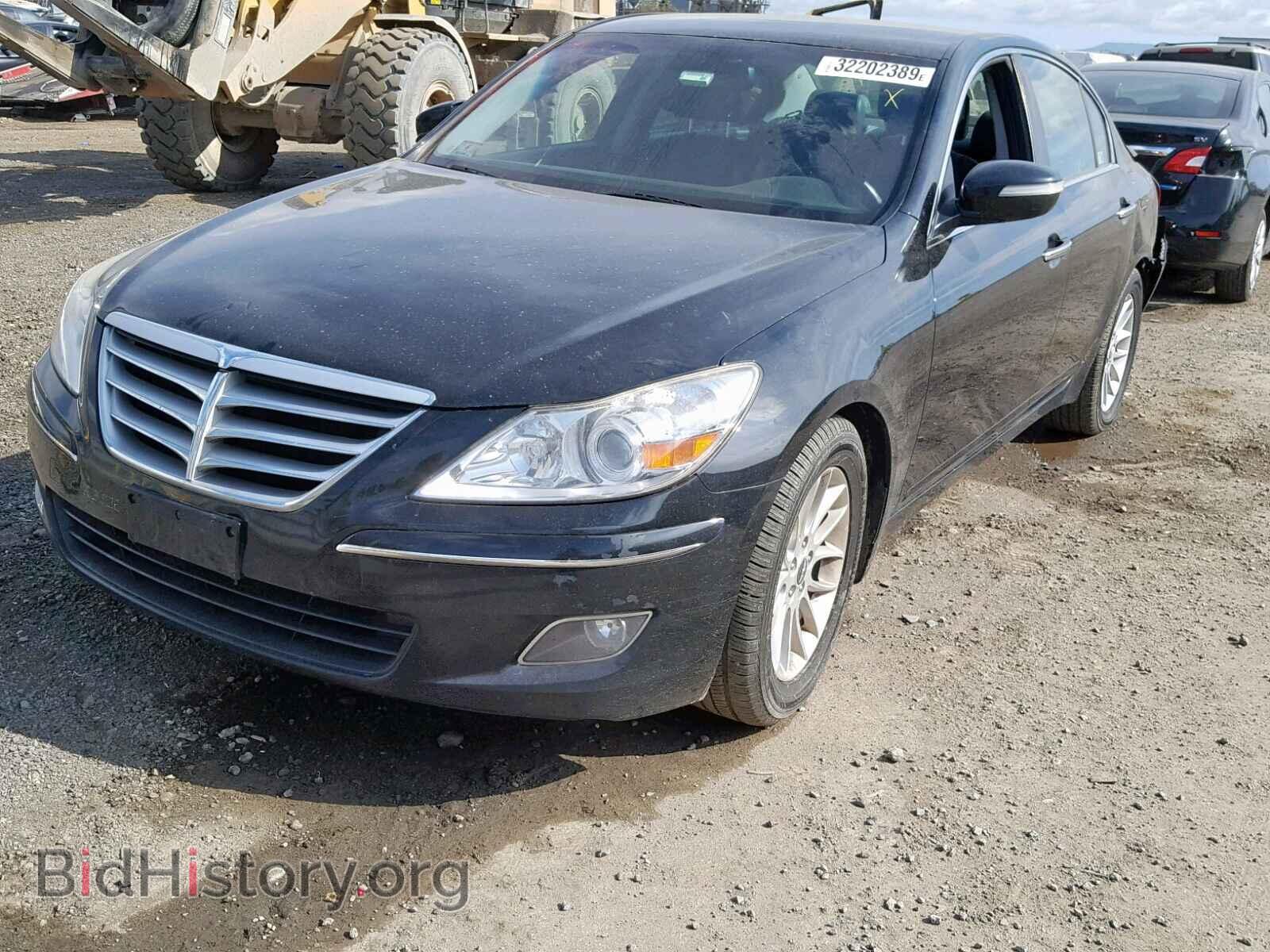 2009 HYUNDAI GENESIS - VIN: KMHGC46EX9U043942 - Фото 2