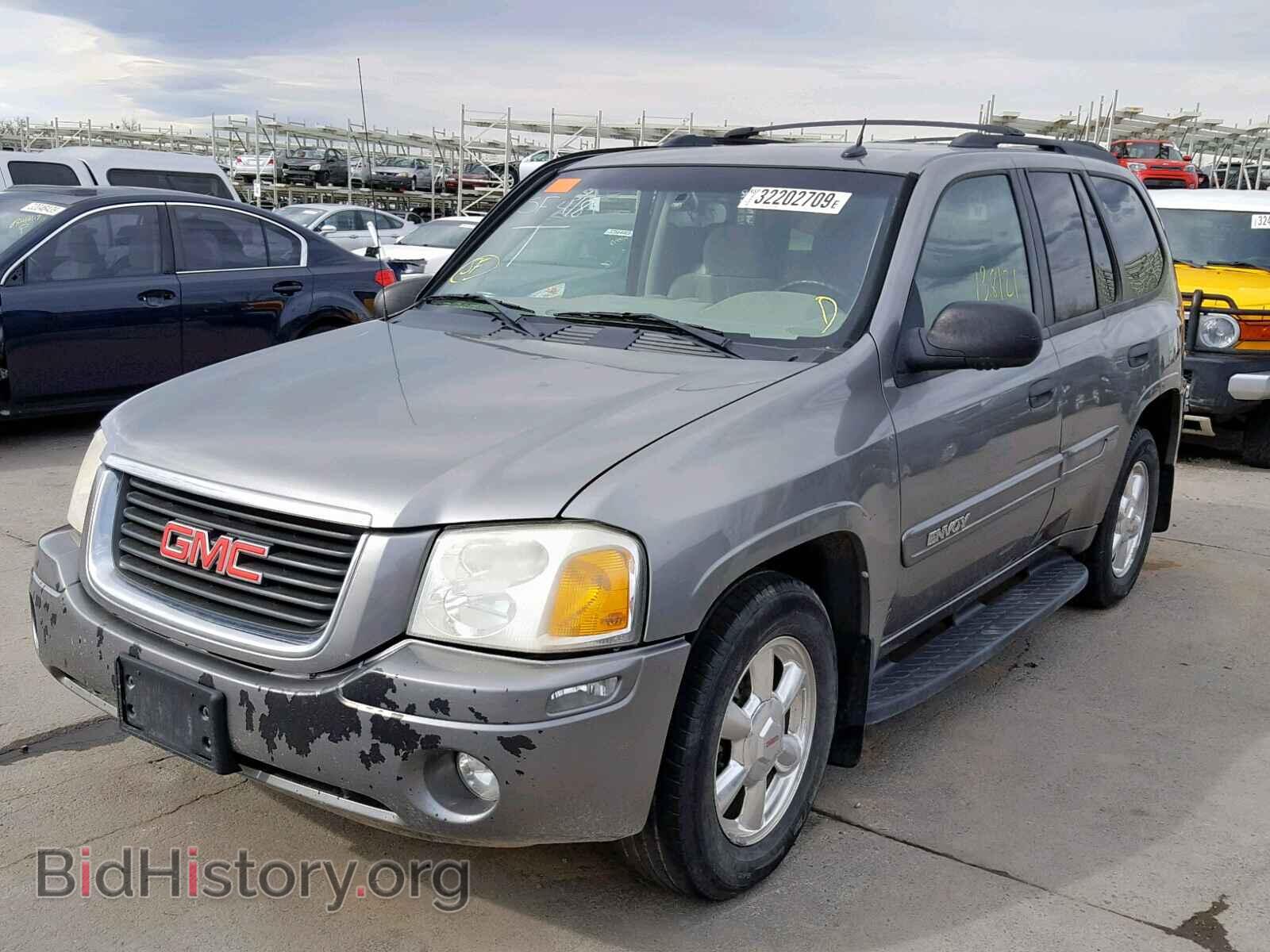 2005 GMC ENVOY - VIN: 1GKDT13S452106253 - Фото 2